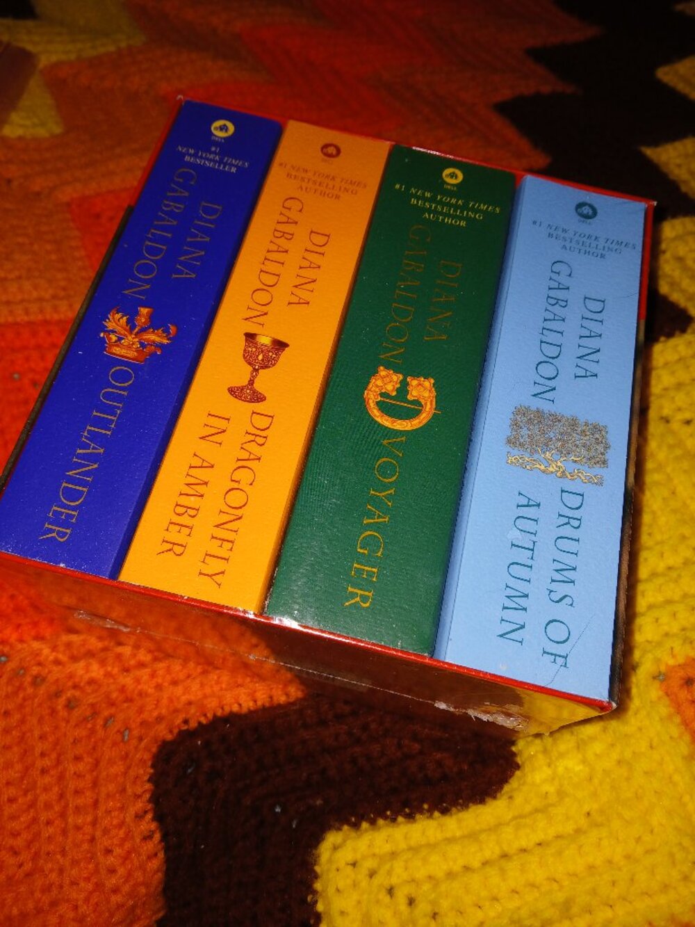 NWT The Outlander Series BOXED SET Diana Gabaldon Dragonfly in Amber Voyager LOT - Picture 5 of 9
